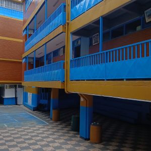 colegio bloque metalico